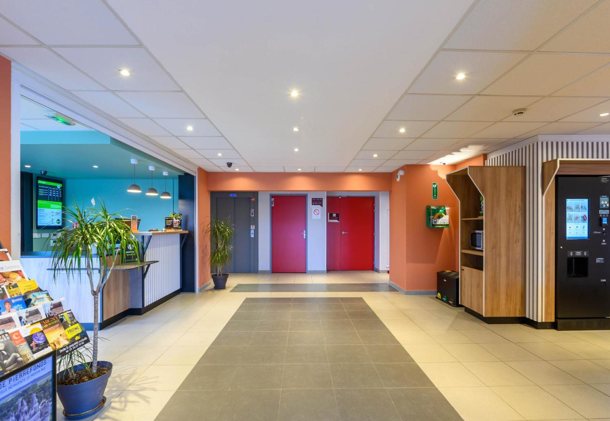 B&B Hotel Compiegne Турот Экстерьер фото