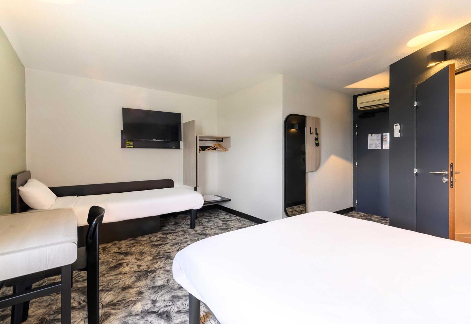 B&B Hotel Compiegne Турот Экстерьер фото
